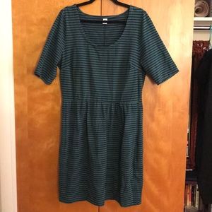 Old Navy Green Striped Dress